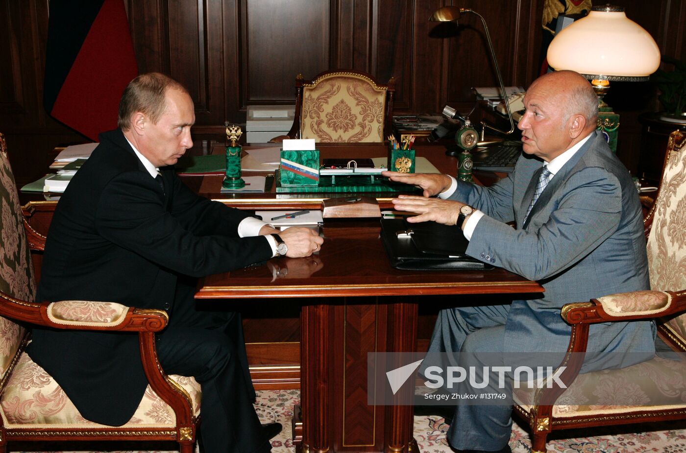 VLADIMIR PUTIN AND YURY LUZHKOV