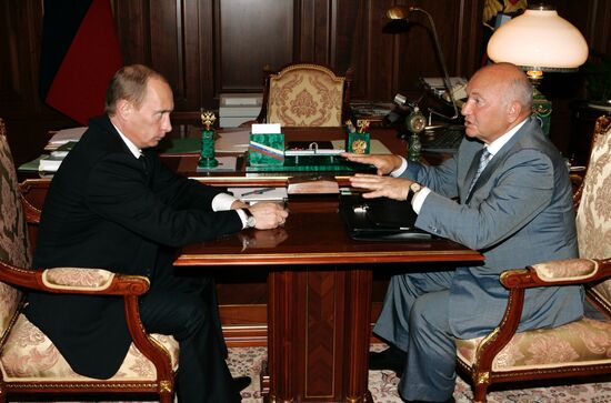 VLADIMIR PUTIN AND YURY LUZHKOV