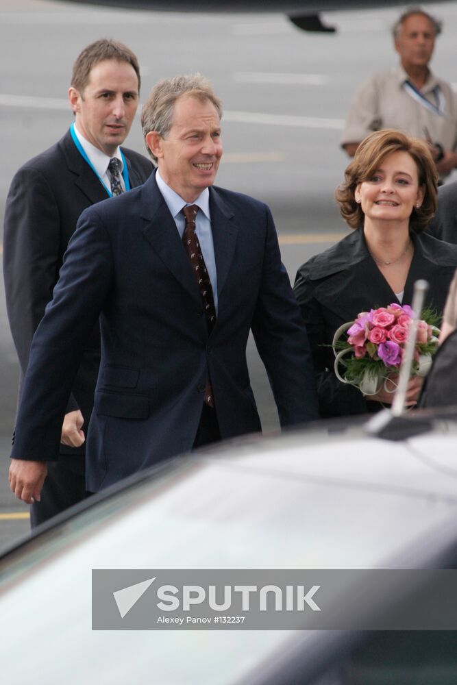TONY BLAIR ARRIVES IN ST PETERSBURG
