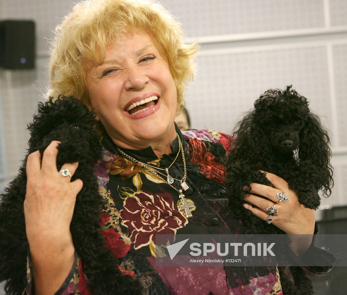 YELENA OBRAZTSOVA