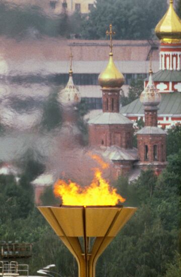 MOSCOW 22ND OLYMPICS OLYMPIC FLAME
