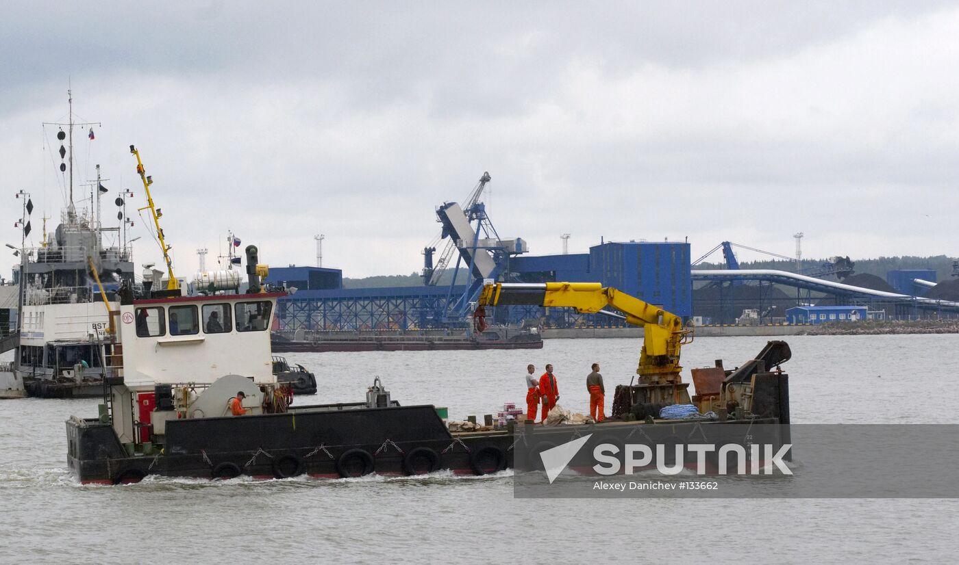 sea port of Ust-Lug