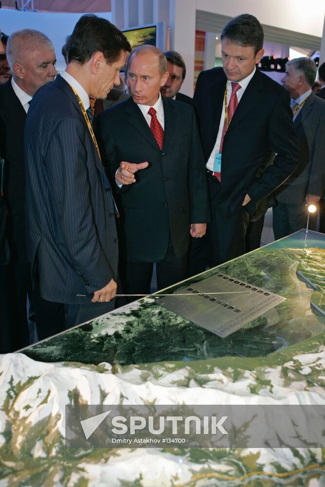 VLADIMIR PUTIN AT FORUM IN SOCHI