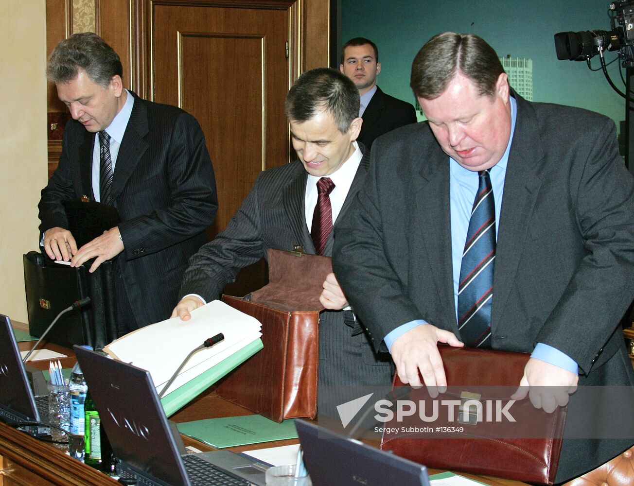 RUSSIA GOVERNMENT SESSION