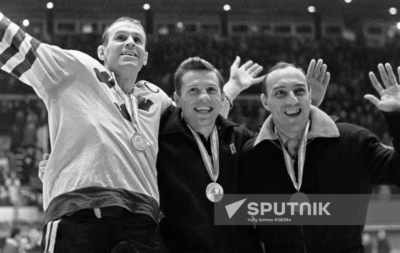 OLYMPIC GAMES ICE HOCKEY CAPTAINS WINNER TEAMS 