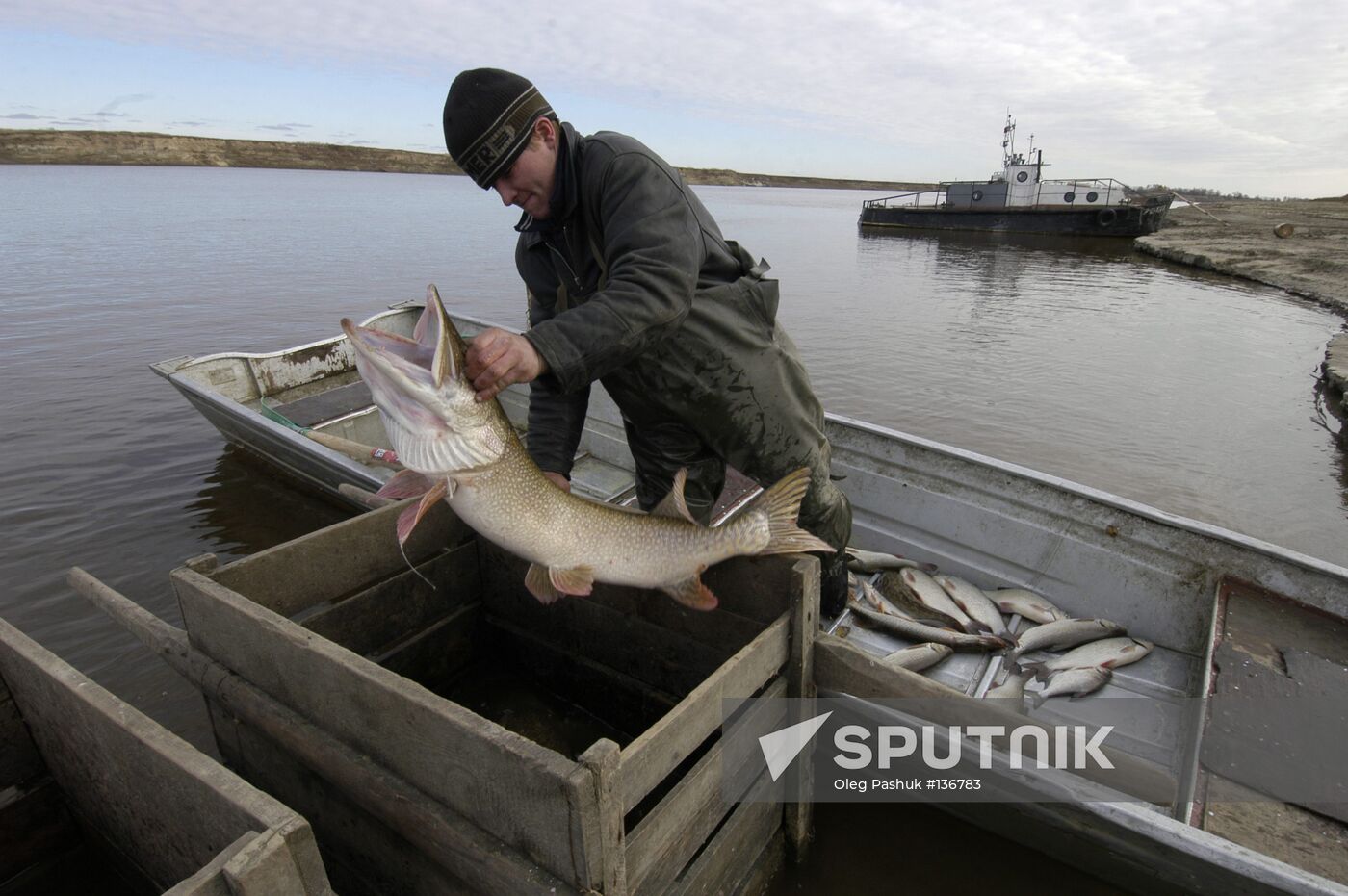 FISHING ON IRTYSH