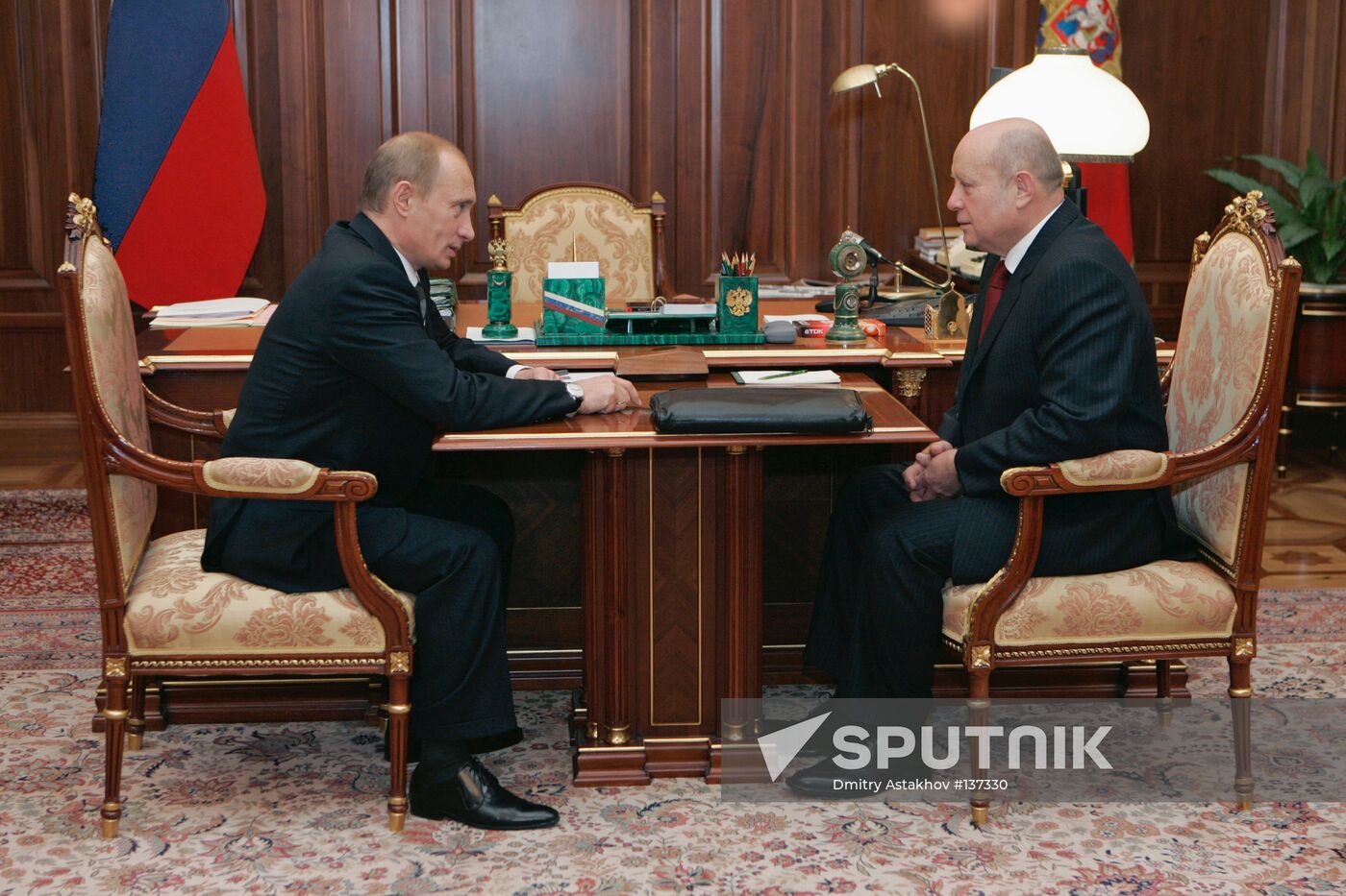 VLADIMIR PUTIN, MIKHAIL FRADKOV 