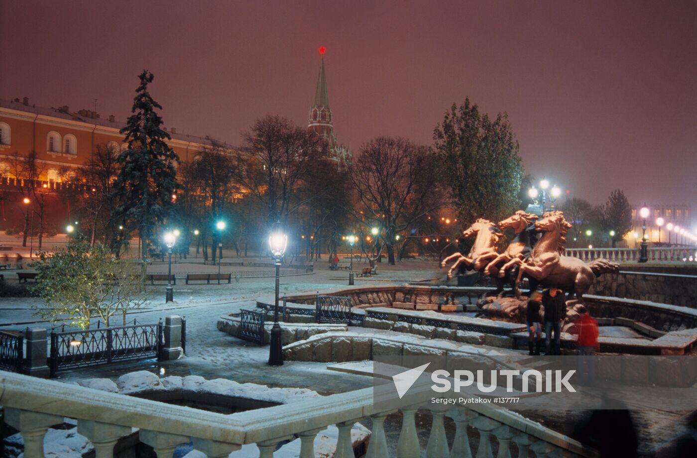 ALEXANDROVSKY GARDEN