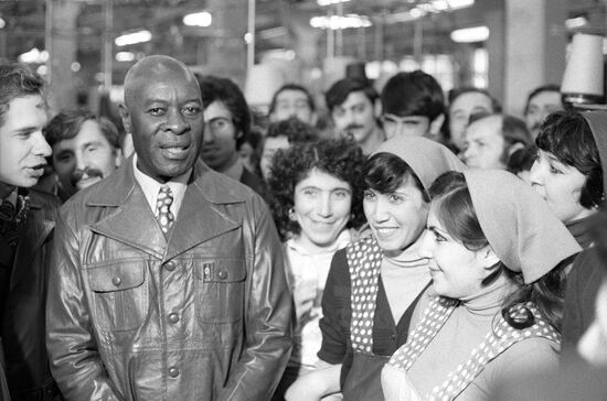 TANZANIA SPEAKER VISIT AZERBAIJAN FACTORY