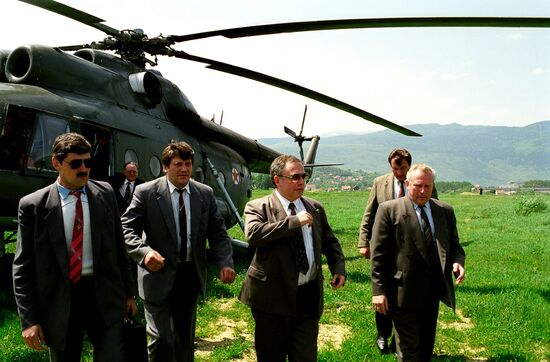 ANDREI KOZYREV VISIT YUGOSLAVIA