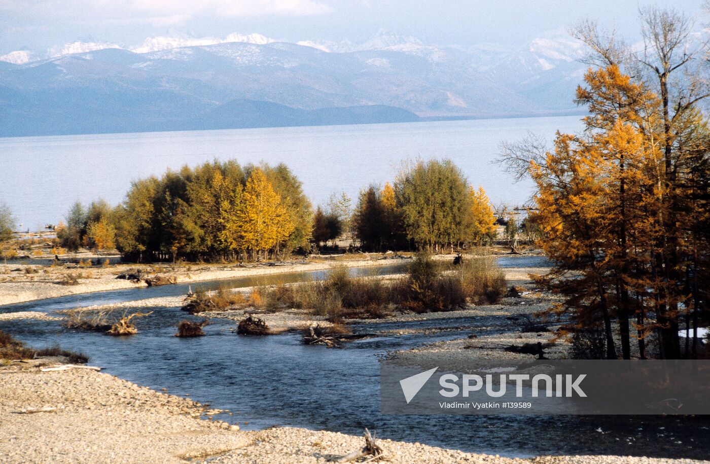 BAIKAL LAKE AUTUMN