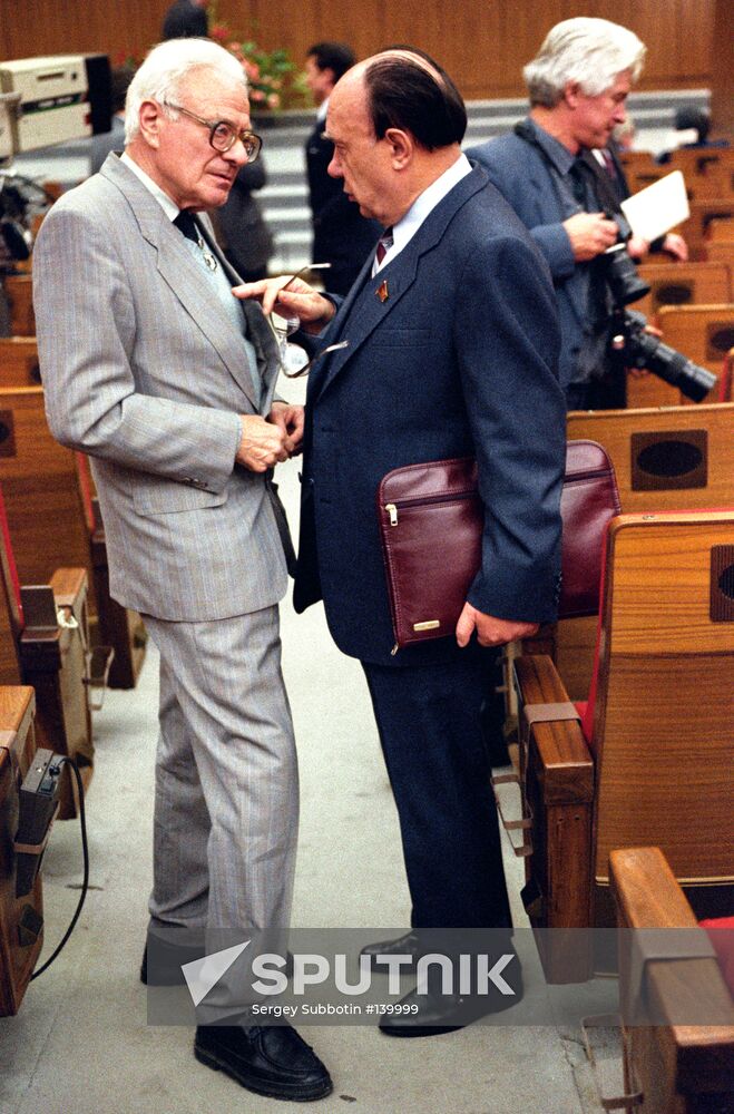 YAKOVLEV WULFSON PEOPLE'S DEPUTIES CONGRESS