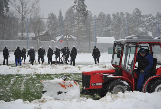 Football. FC Anzhi holds training session