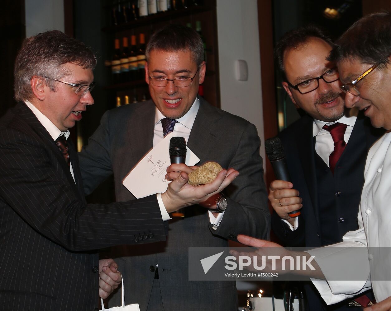 6th White Truffle charity dinner