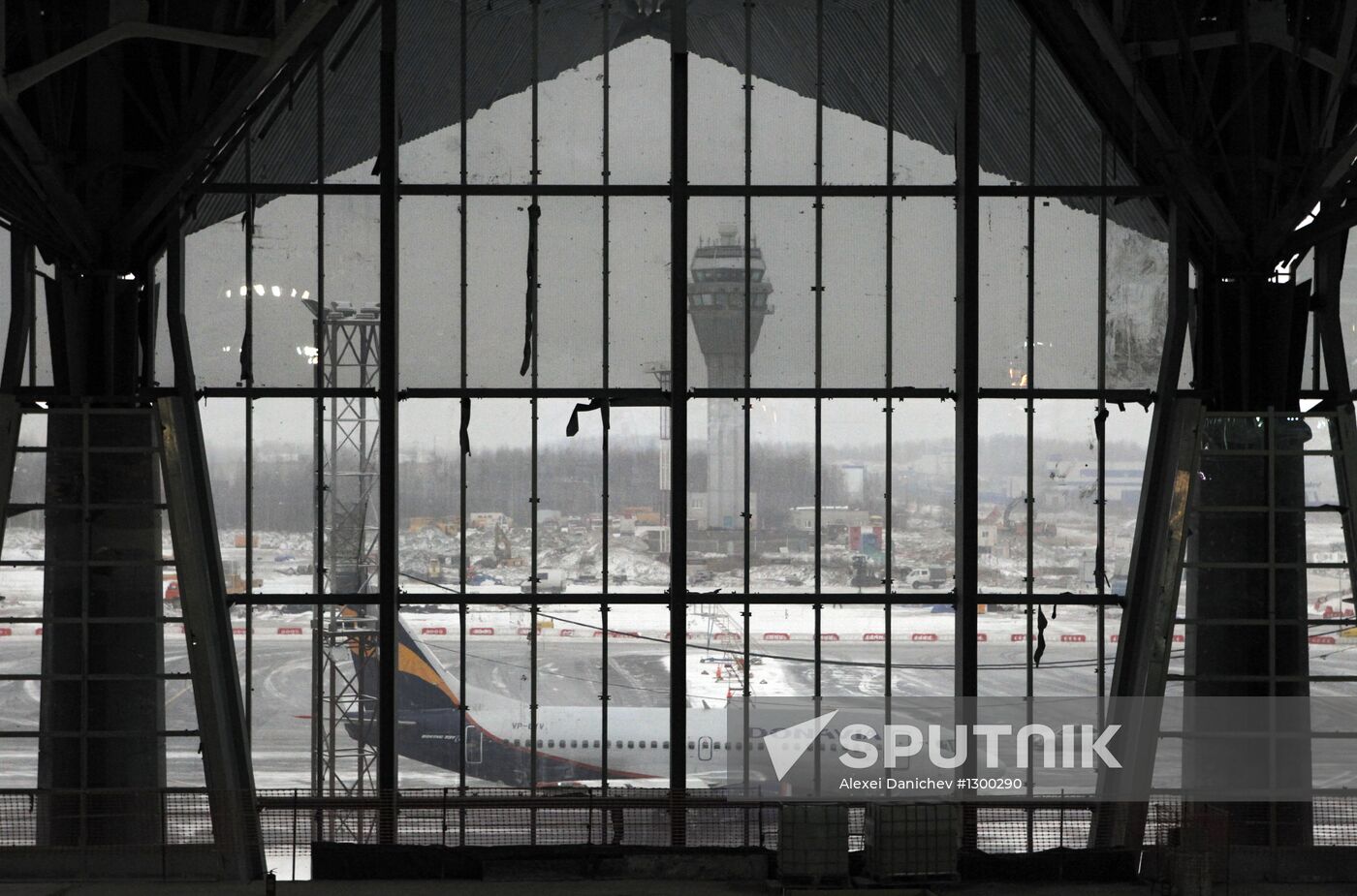 Construction of new passenger terminal at Pulkovo Airport