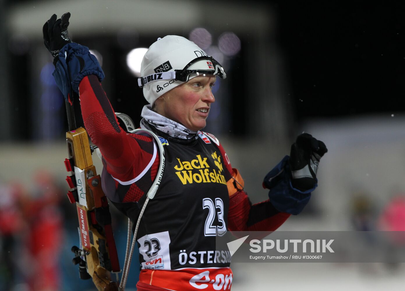 Biathlon. First stage of World Cup for Women. Individual pursuit