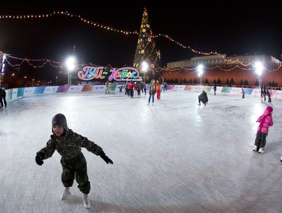 GUM-skating rink opens on Red Square