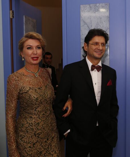 Reception by producer of 17th Golden Gramophone award