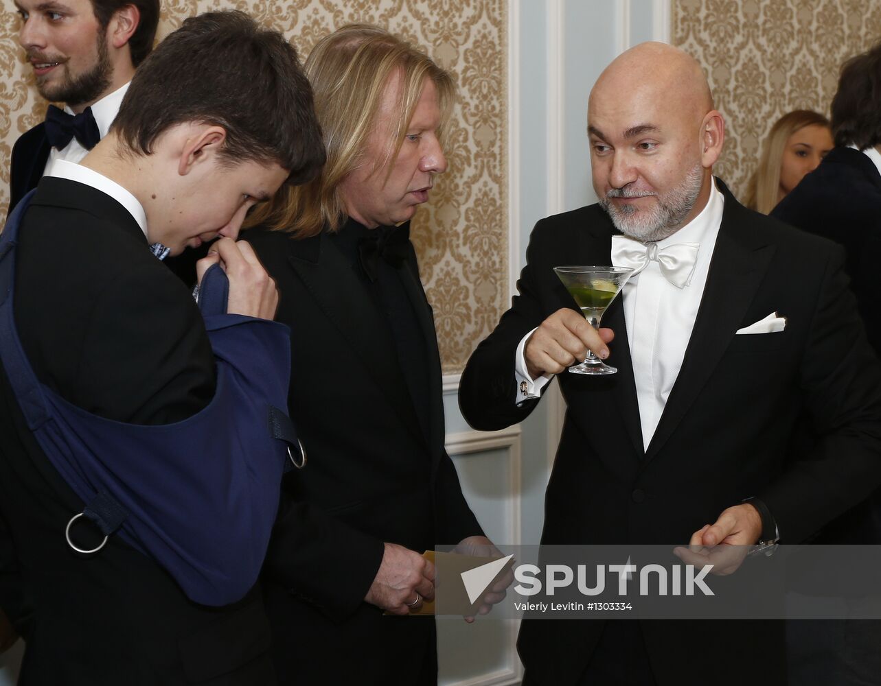 Reception by producer of 17th Golden Gramophone award