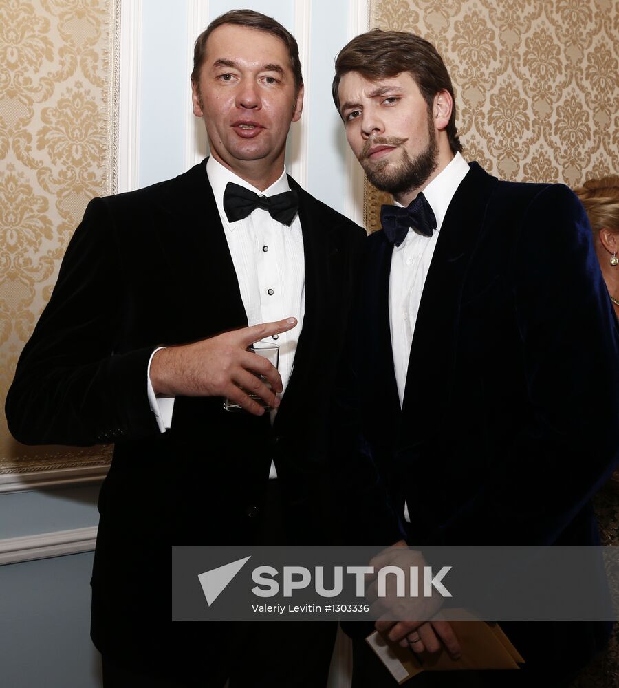 Reception by producer of 17th Golden Gramophone award