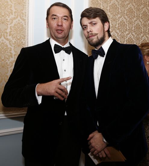 Reception by producer of 17th Golden Gramophone award