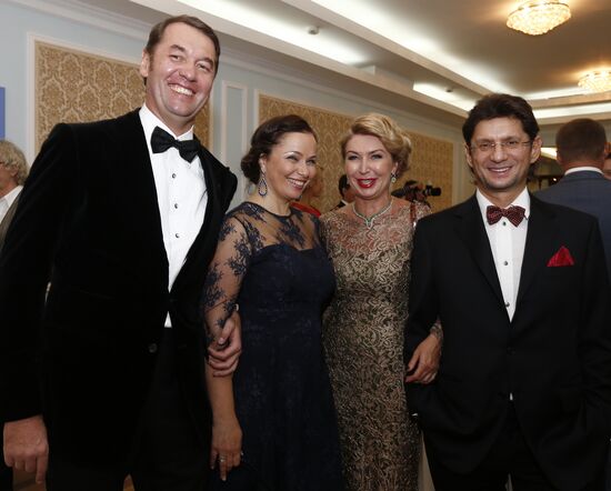 Reception by producer of 17th Golden Gramophone award