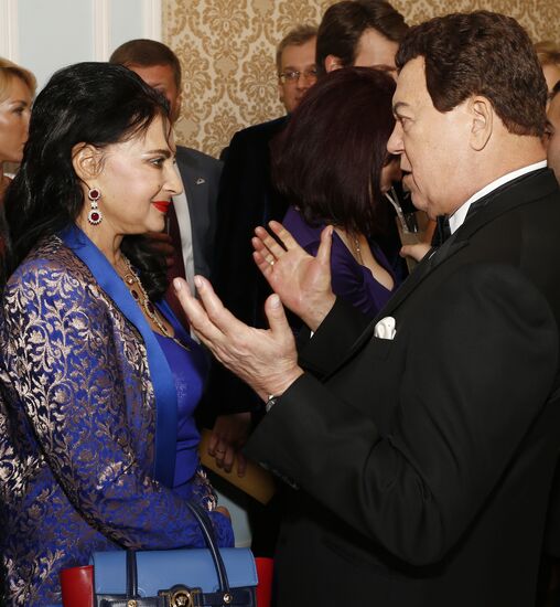 Reception by producer of 17th Golden Gramophone award