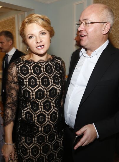 Reception by producer of 17th Golden Gramophone award
