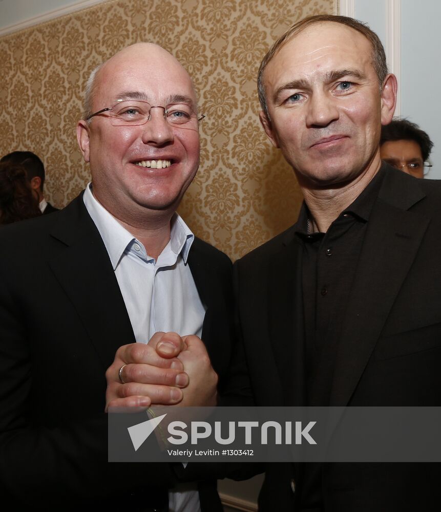 Reception by producer of 17th Golden Gramophone award