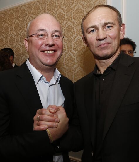Reception by producer of 17th Golden Gramophone award