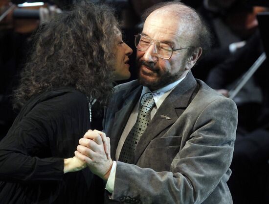 Gold Batten Light Awards