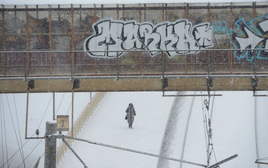 Snowfall aftermath in Moscow