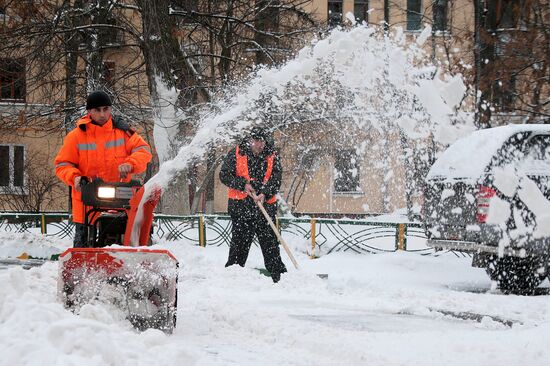 Aftermath of snowfall in Moscow
