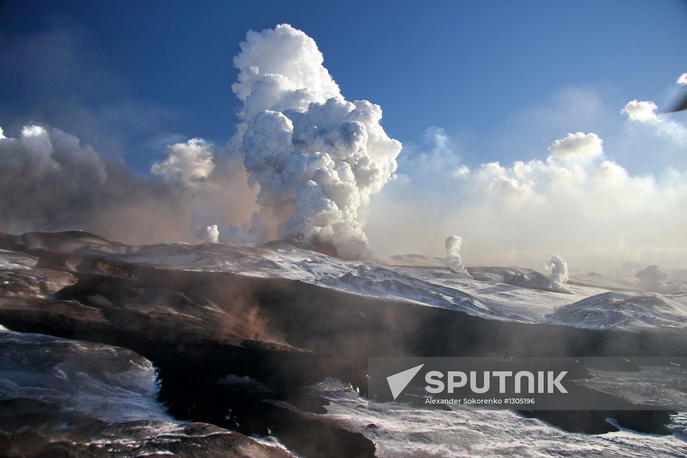 Plosky Tolbachik Volcano erupts on Kamchatka Peninsula