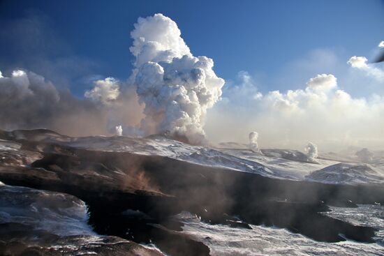Plosky Tolbachik Volcano erupts on Kamchatka Peninsula