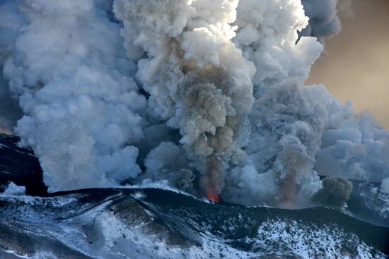 Plosky Tolbachik Volcano erupts on Kamchatka Peninsula