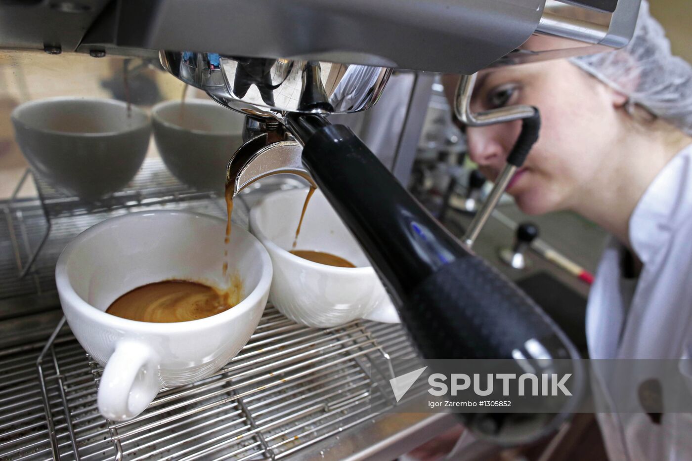 Production of coffee at Soyuz Corporation factory