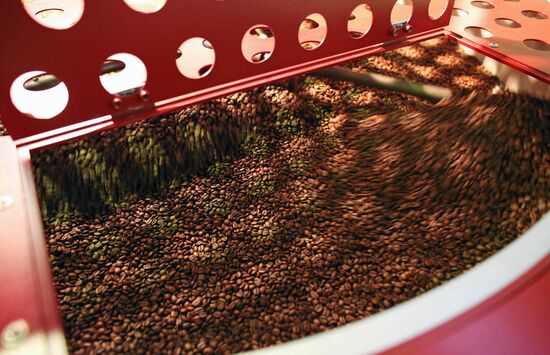 Production of coffee at Soyuz Corporation factory