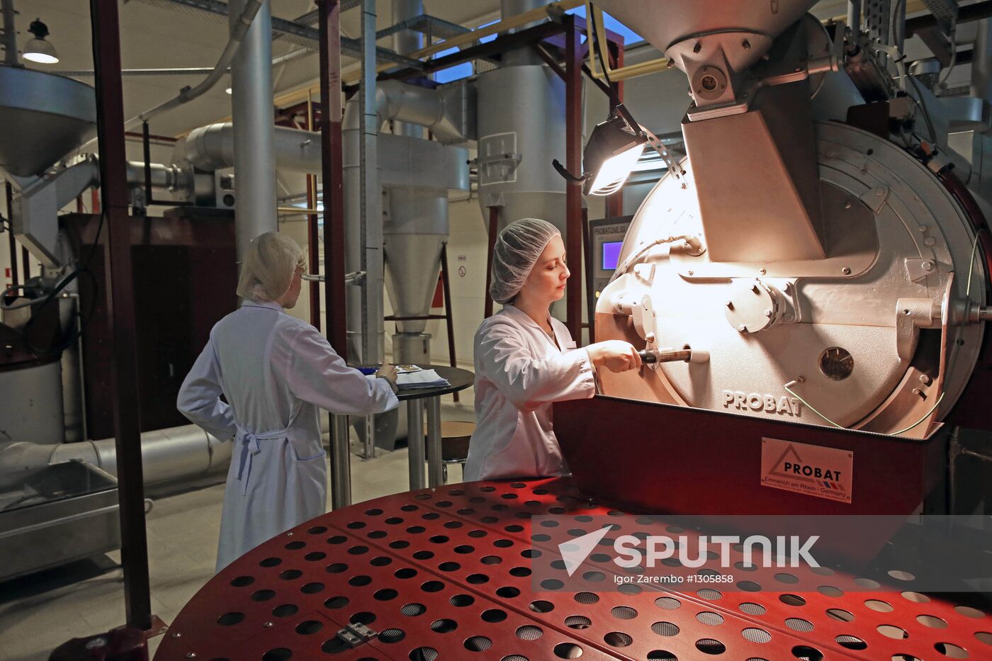Production of coffee at Soyuz Corporation factory