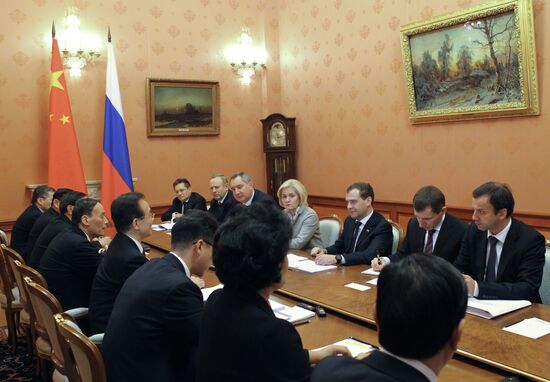 Dmitry Medvedev meets with Wen Jiabao