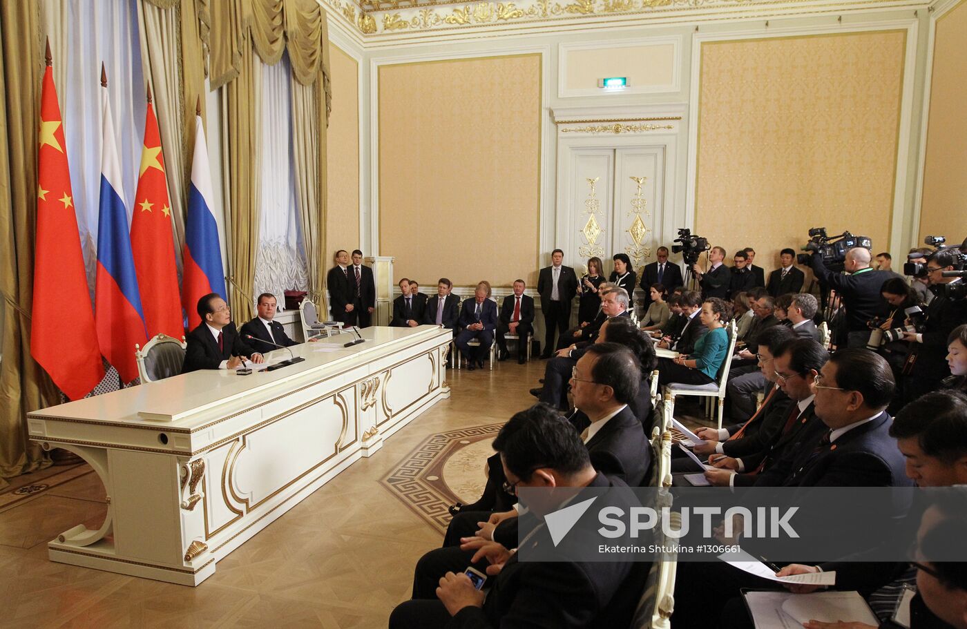 Russian-Chinese government talks
