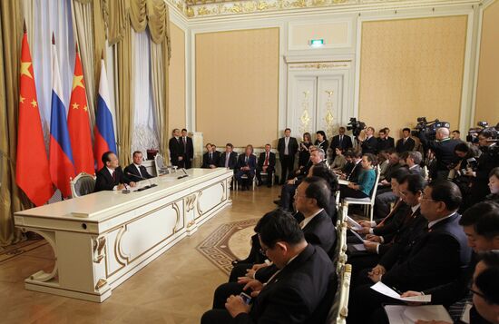 Russian-Chinese government talks
