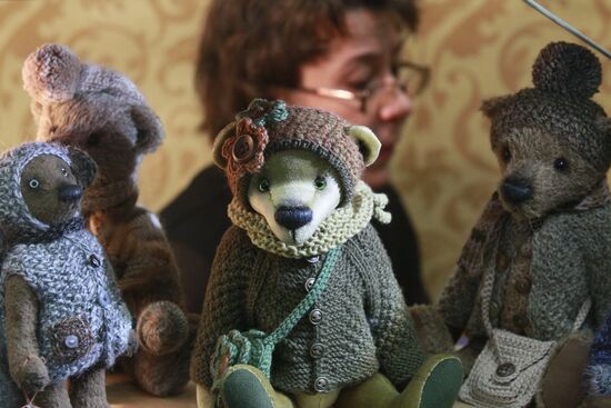 Exhibition of collectible teddy bears "Hello, Teddy!"