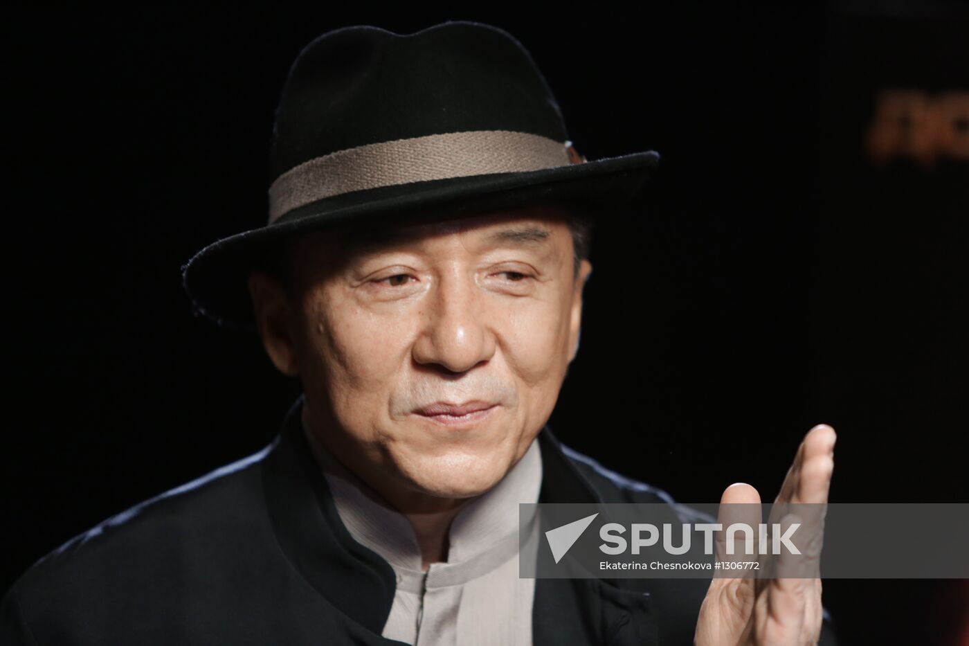 Interview with Jackie Chan in Moscow