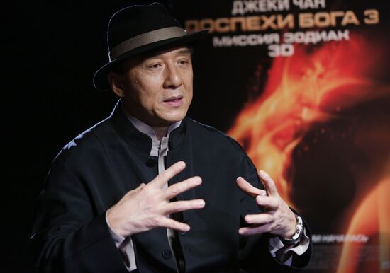 Interview with Jackie Chan in Moscow