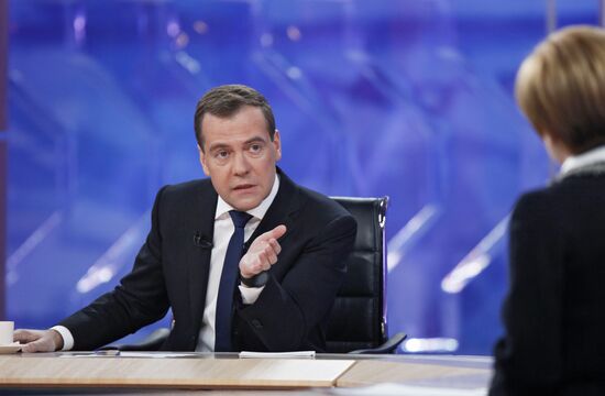 D.Medvedev meets with journalists of federal TV channels