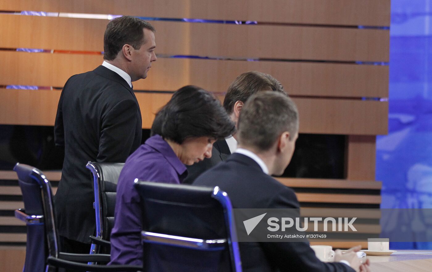 D.Medvedev meets with journalists of federal TV channels