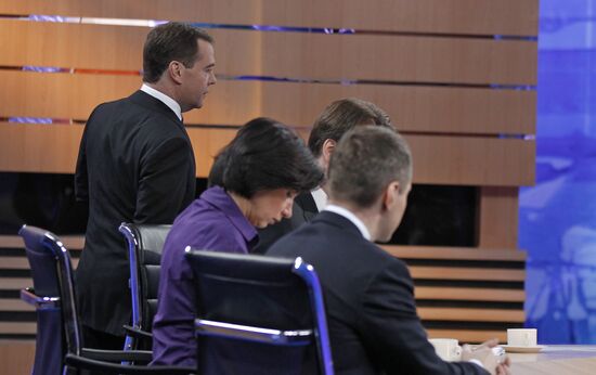 D.Medvedev meets with journalists of federal TV channels