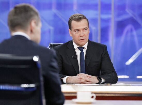 D.Medvedev meets with journalists of federal TV channels