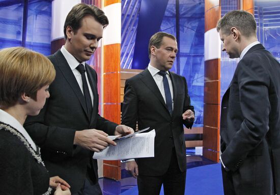D.Medvedev meets with journalists of federal TV channels